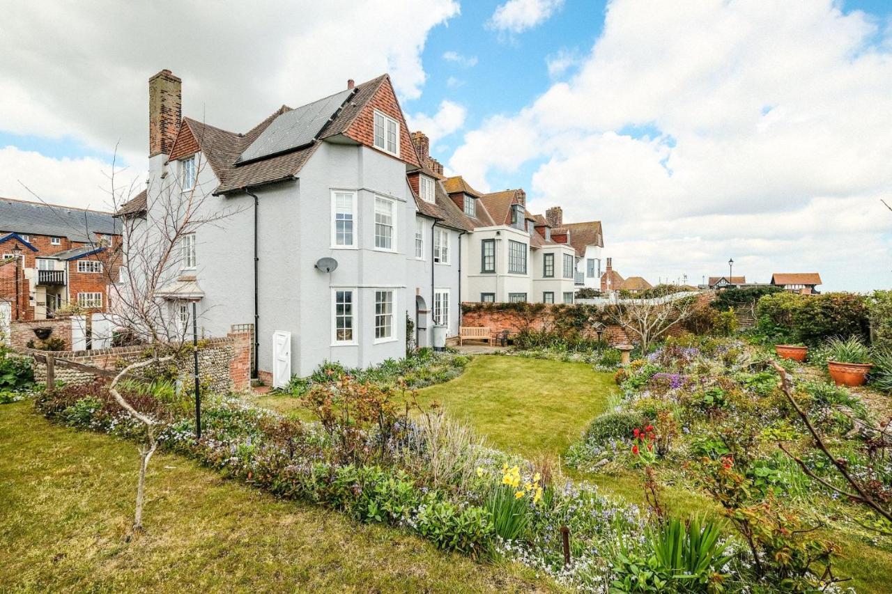 Beach House - Aldeburgh Coastal Cottages Экстерьер фото
