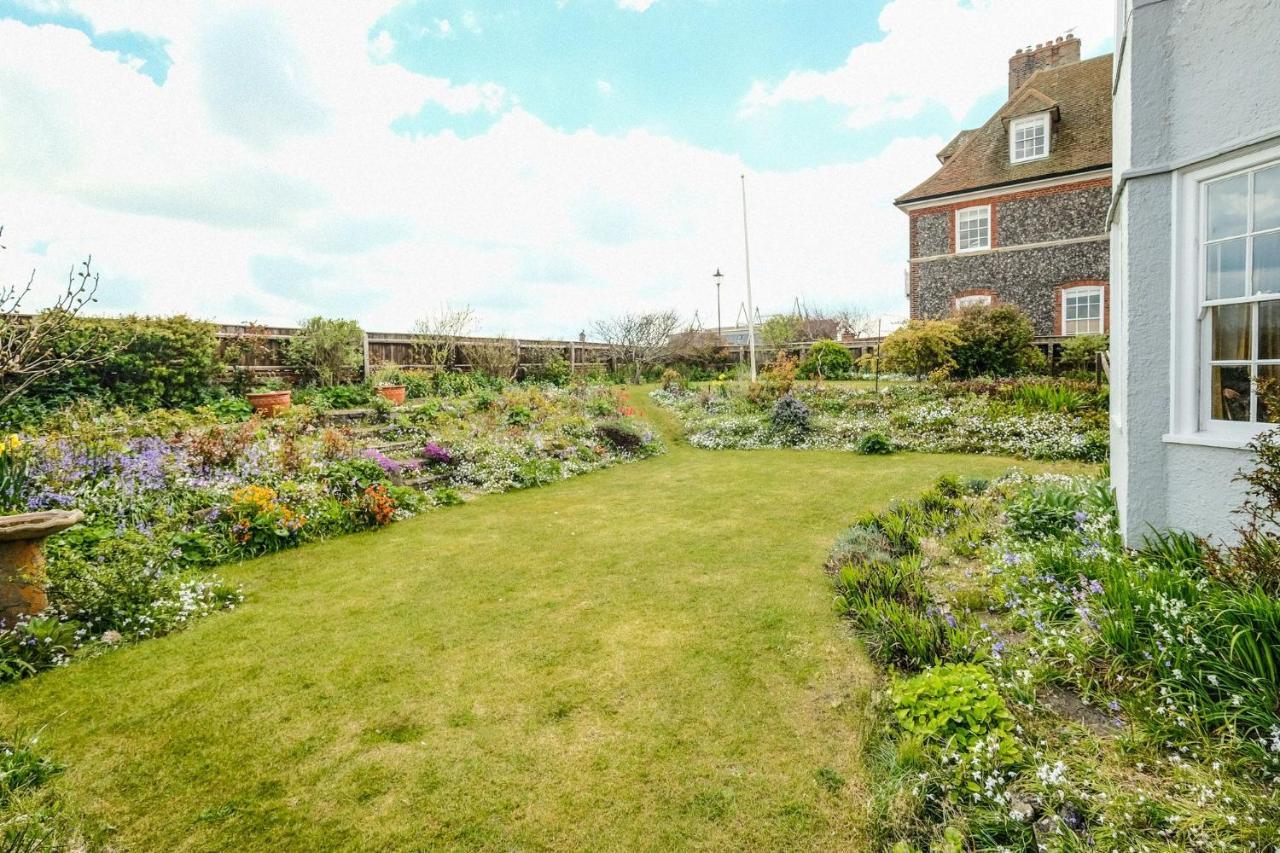 Beach House - Aldeburgh Coastal Cottages Экстерьер фото
